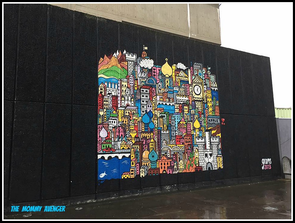 London street art 1 Mommy Avenger